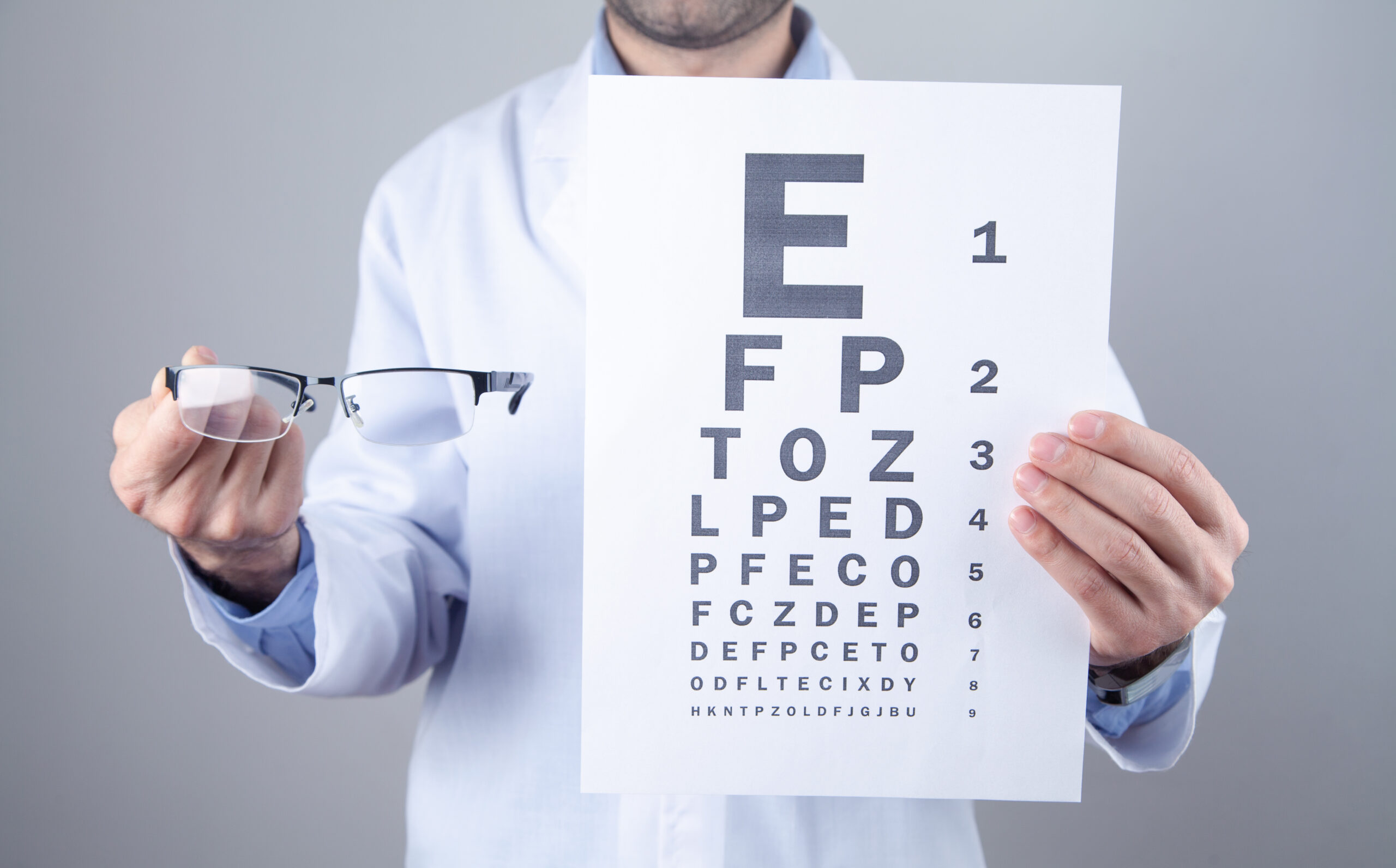 Someterse a una revisión de la vista anual permite detectar a tiempo problemas de la visión